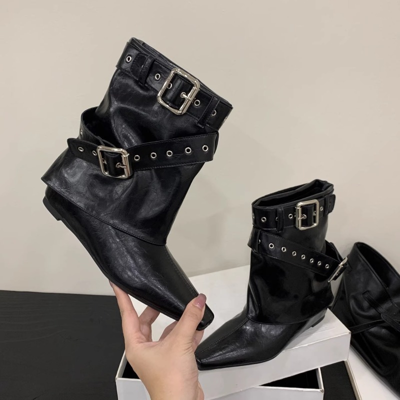 Soft Sole Booties - Botas de tacón bajo con hebilla
